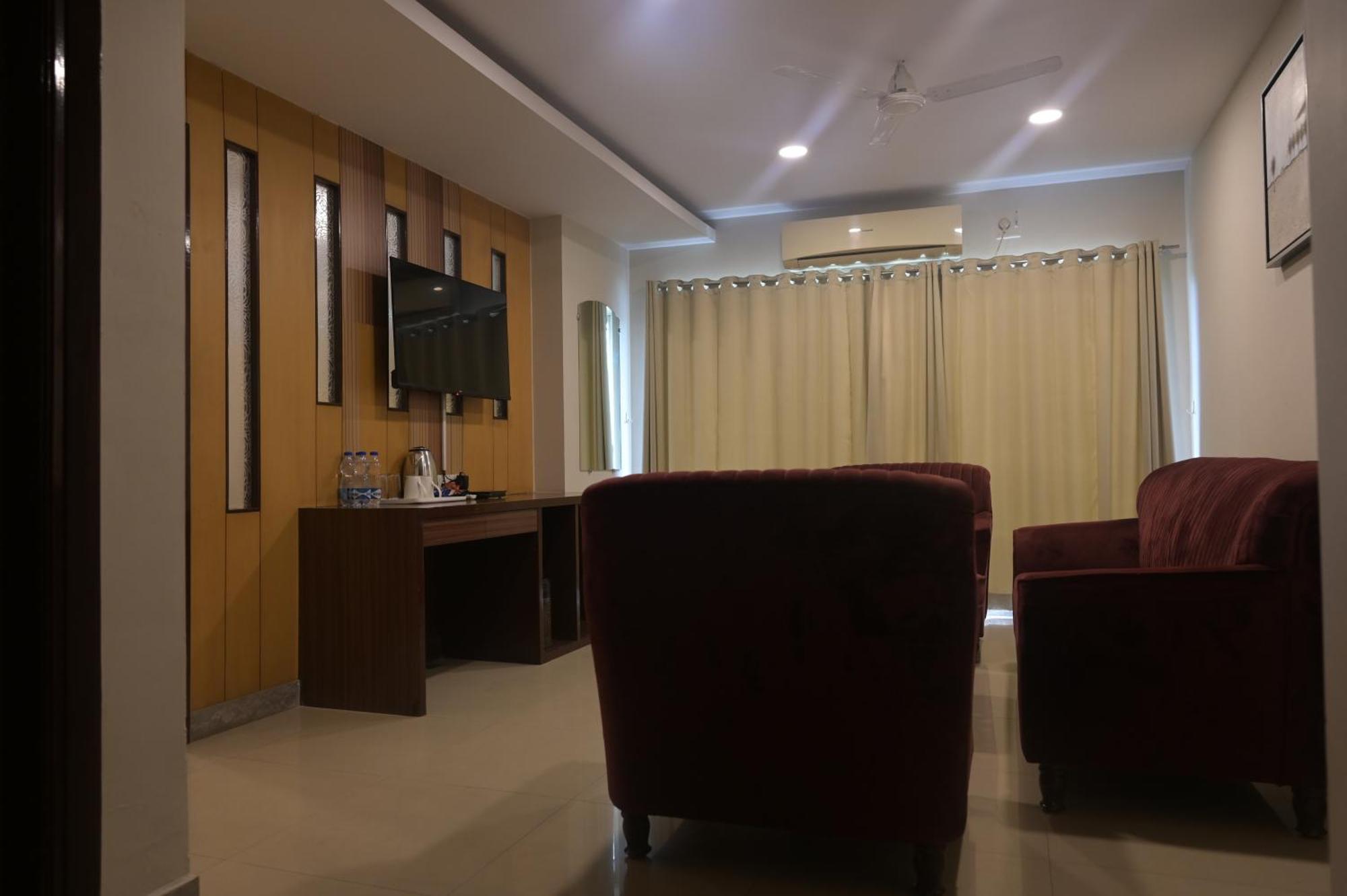 The Wave International Resort Bundu 外观 照片